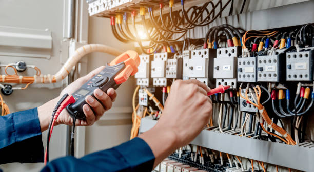 Best Affordable Emergency Electrician  in Luling, TX