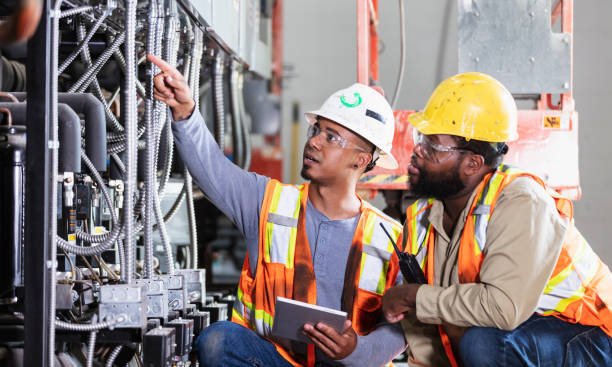Best Electrical Installation Contractor  in Luling, TX